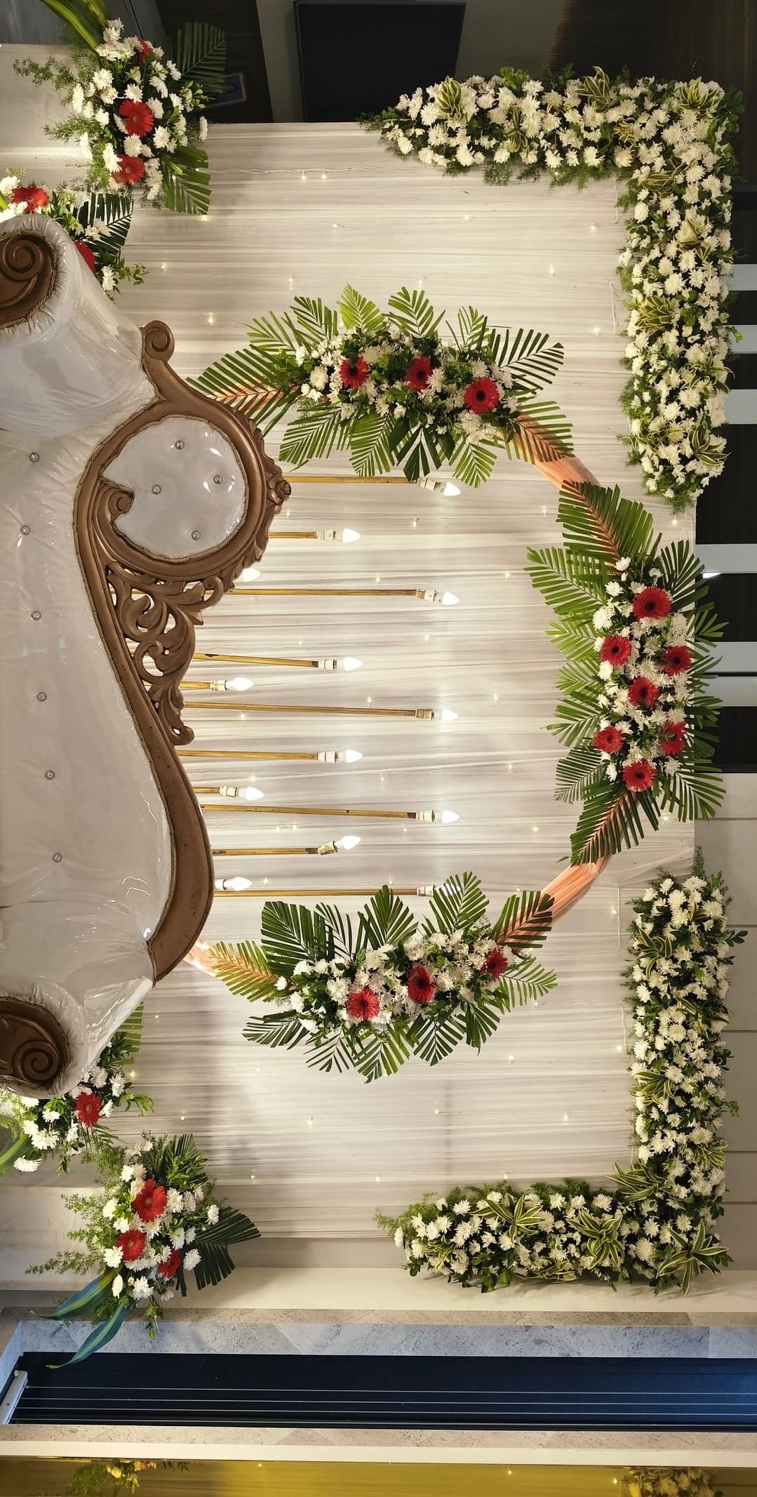 Engagement · stage close-up