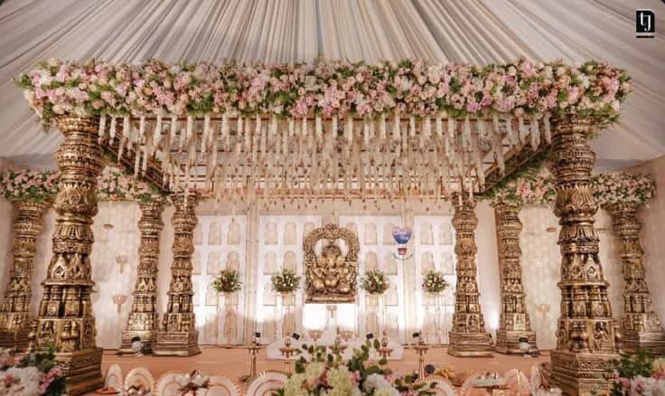 Wedding ceremony · cinematic moment